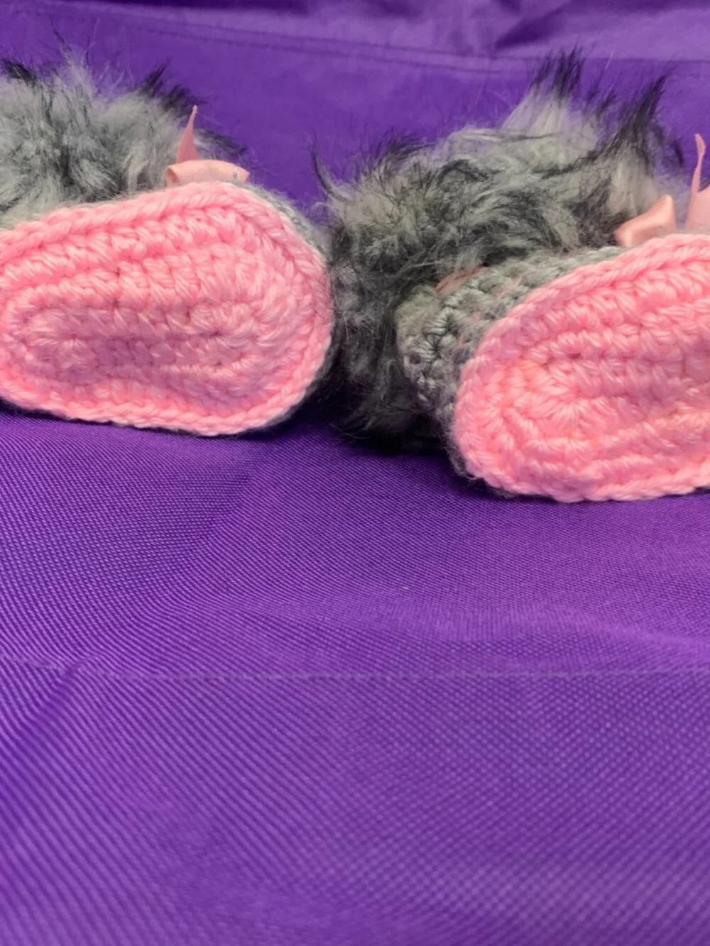SHOES - Handmade crochet Baby girl Gray & pink faux fur booties Newborn